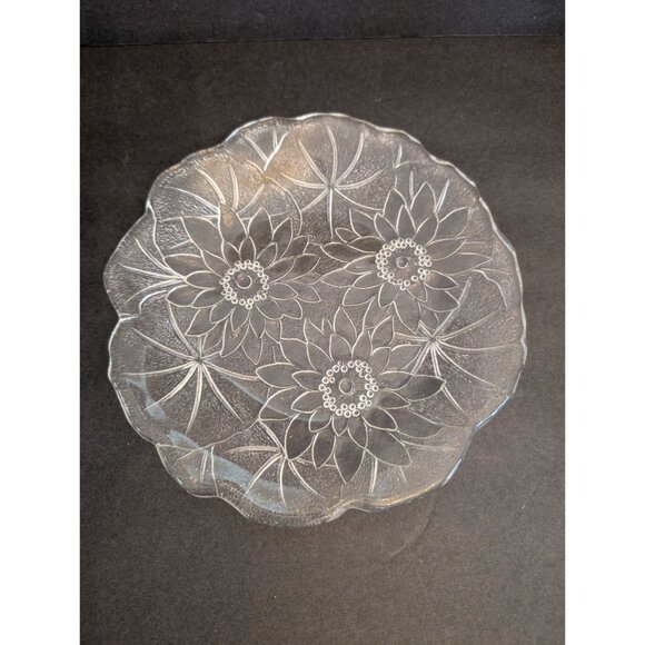 Indiana Lily Clear Glass Floral Dessert Plate With Scalloped Edged Etched Sunflo - Picture 1 of 3